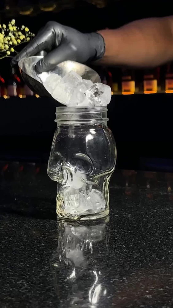 W Bar & Lounge