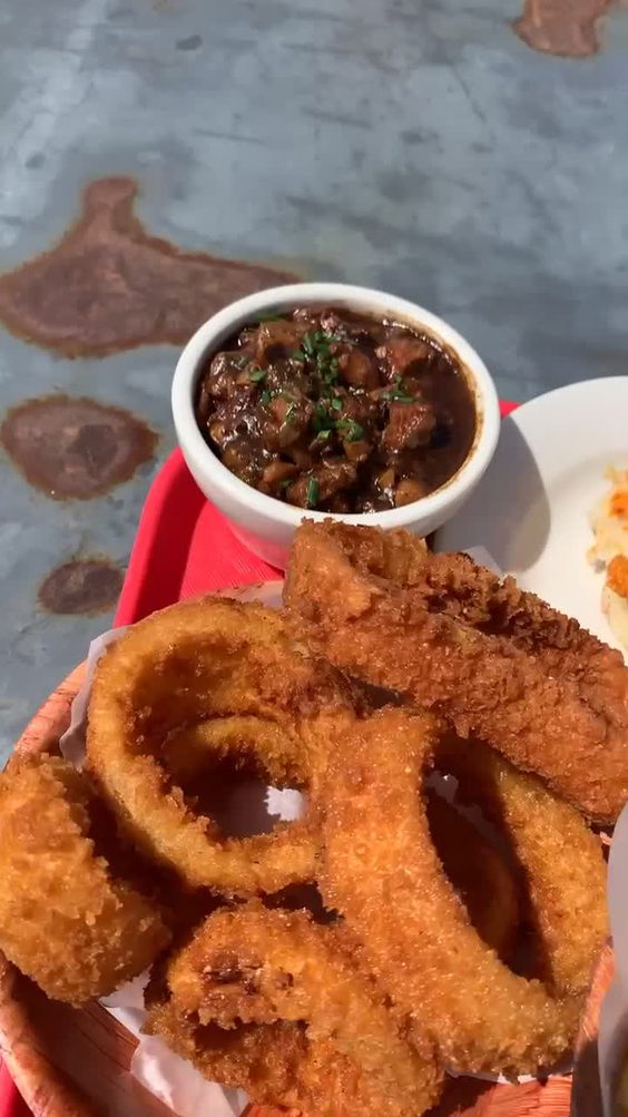 Lou's Luncheonette