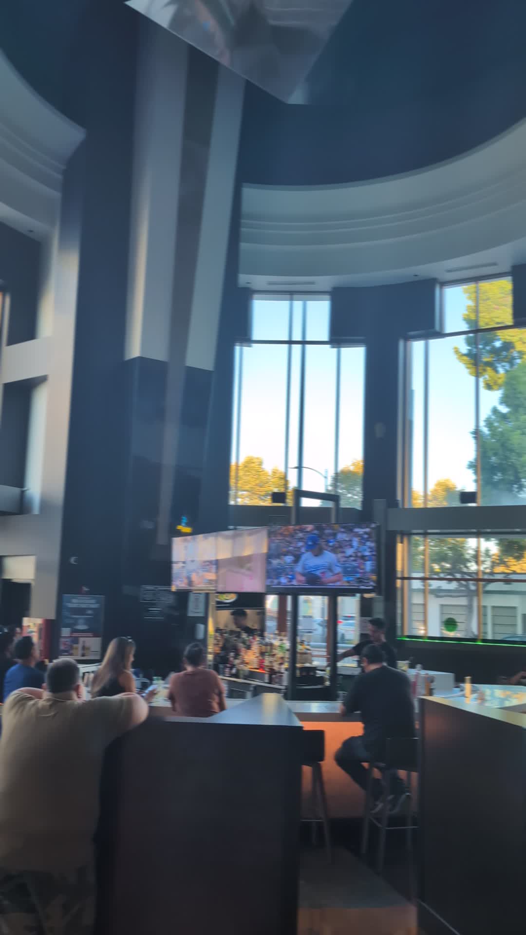 LOOK Dine-In Cinemas Glendale