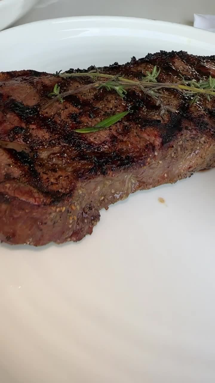 Video review of Mondrian South Beach