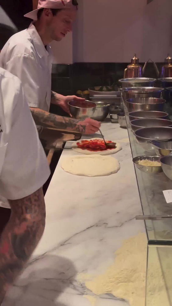 Una Pizza Napoletana