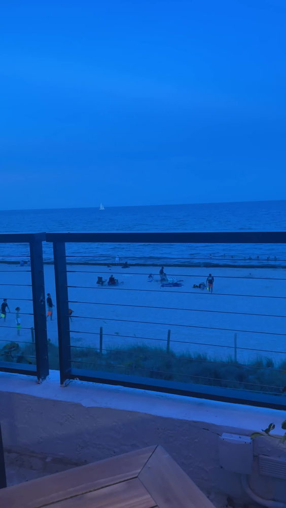 ETARU restaurant