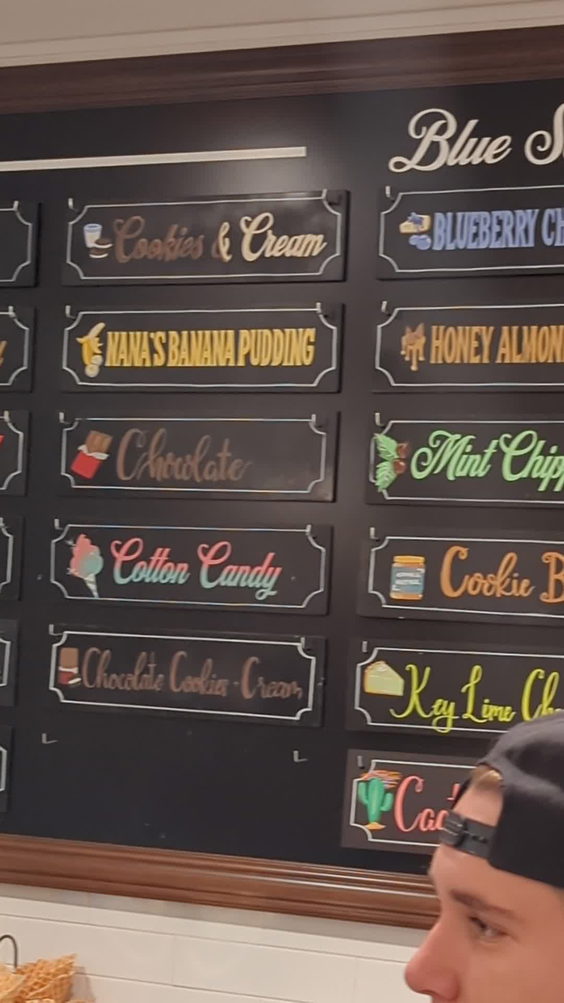 Blue Scoop Creamery