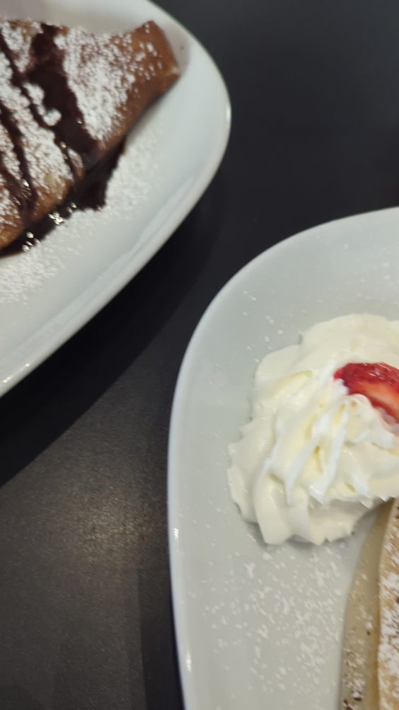 Canela crepes & coffee