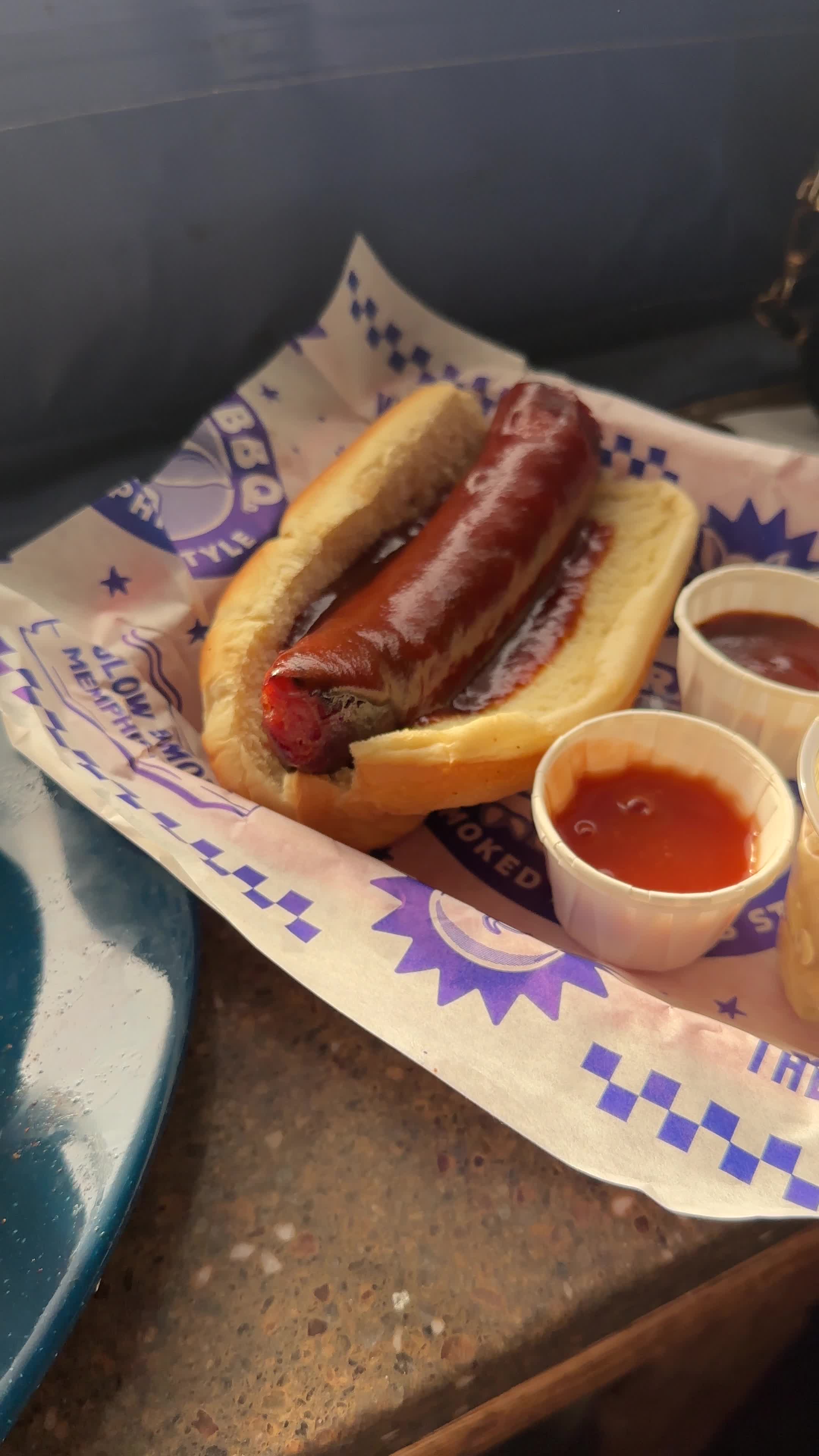 Video review of Central BBQ