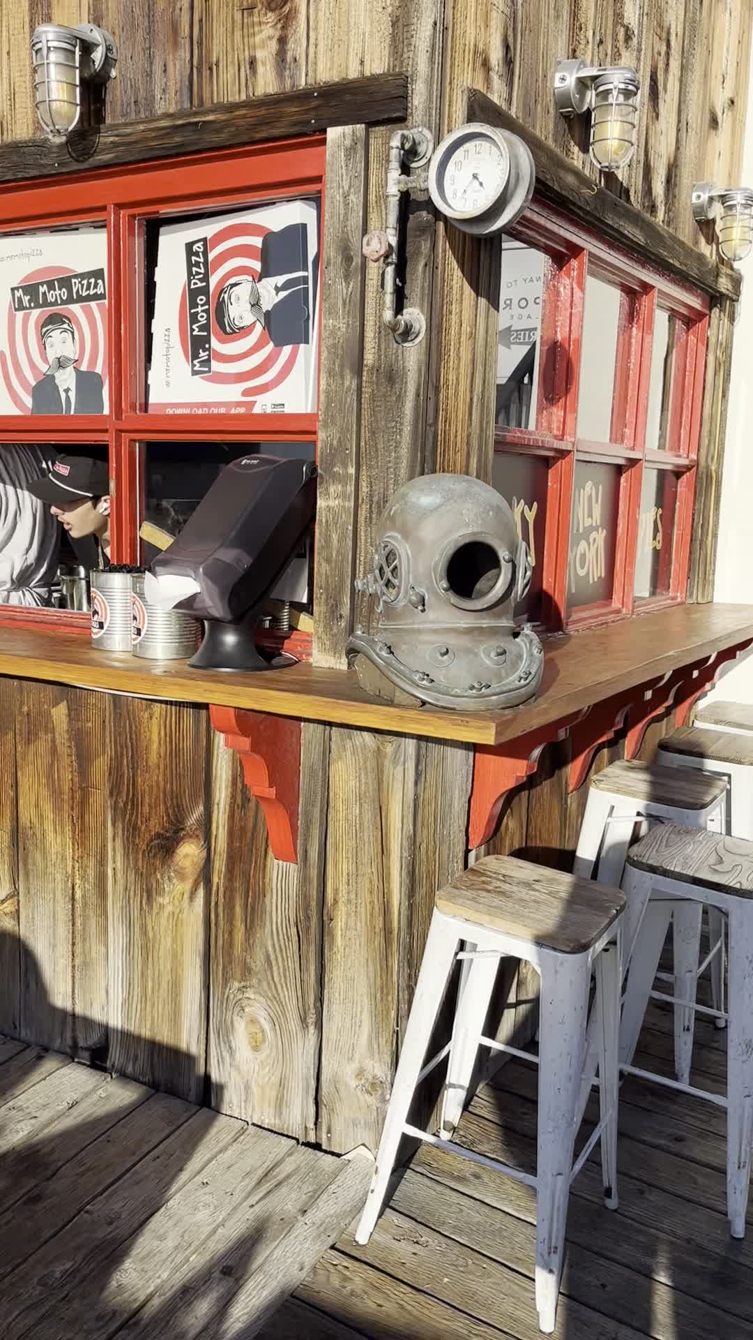 Mr. Moto Pizza House