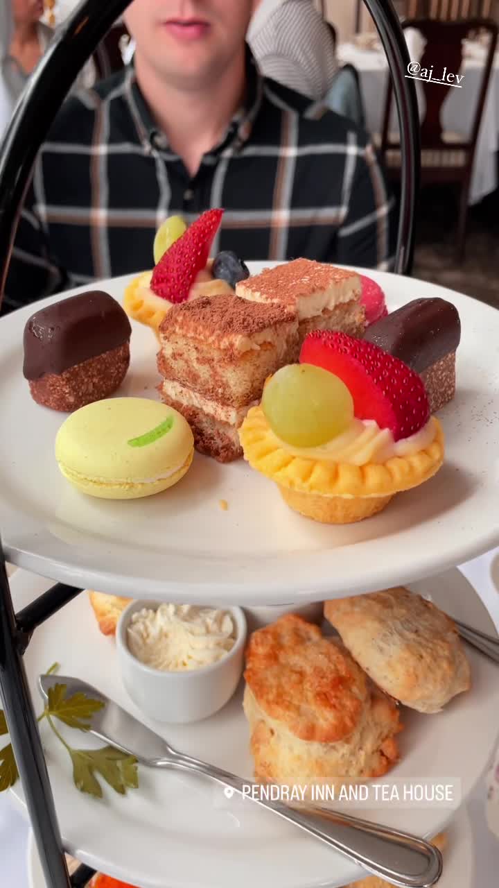 Pendray Inn and Tea House