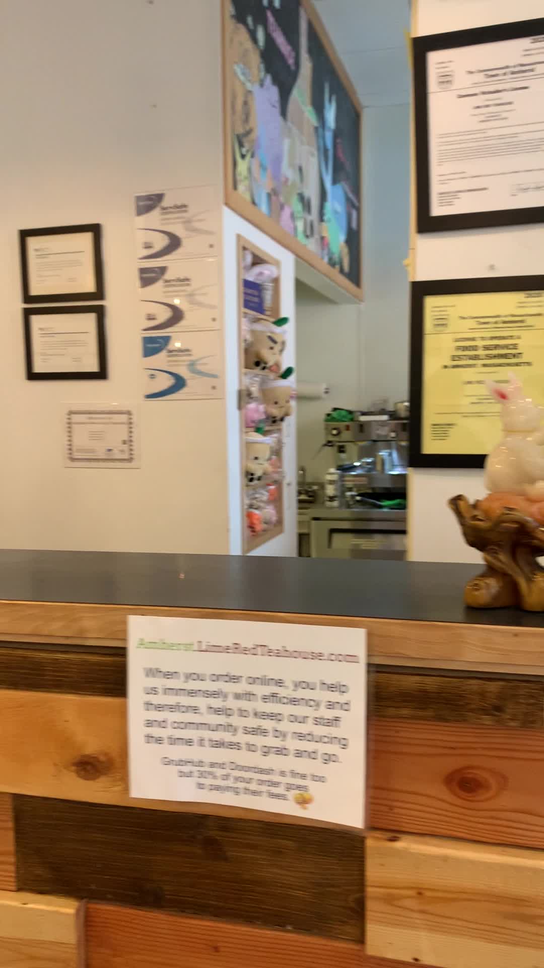 Video review of LimeRed Teahouse