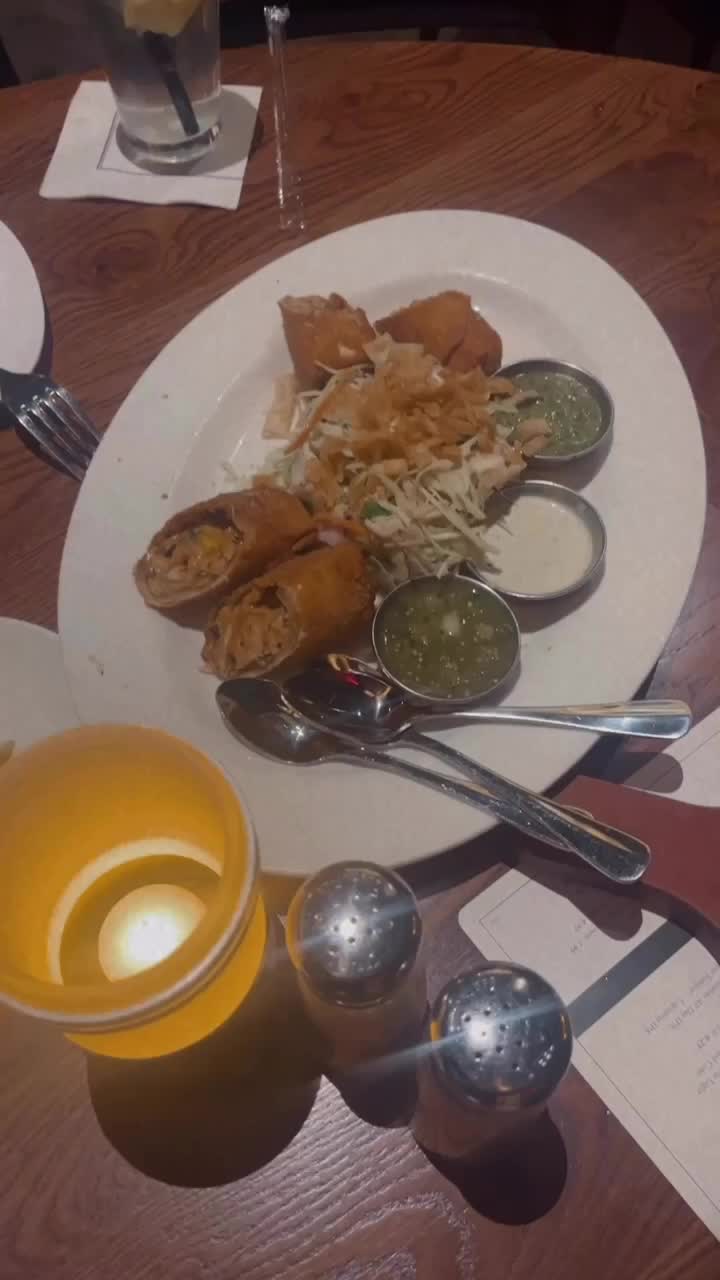 Cooper's Hawk Winery & Restaurant