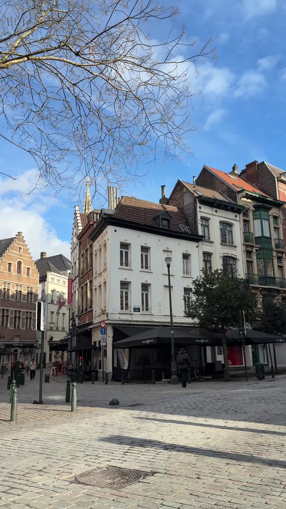 Manneken Grill