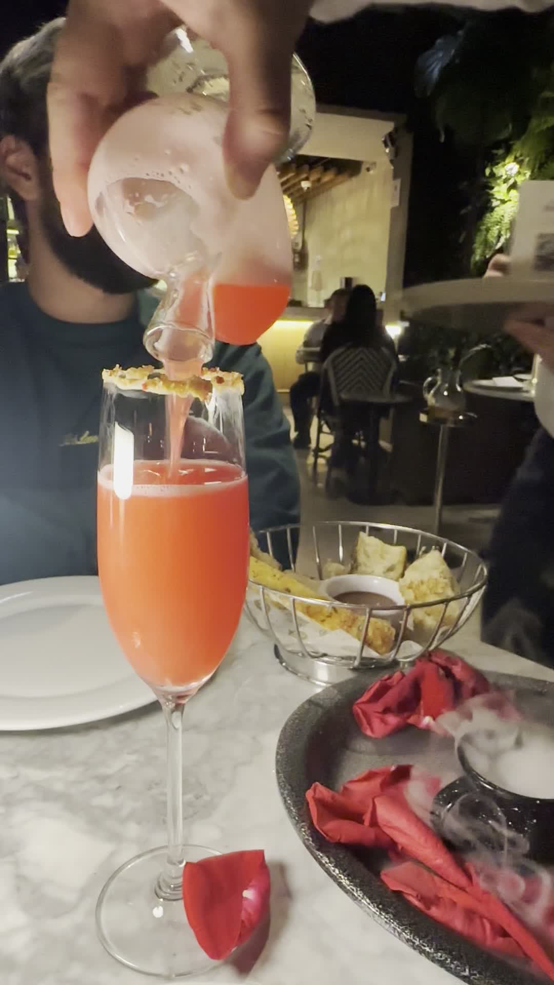 Video review of Storia D’amore