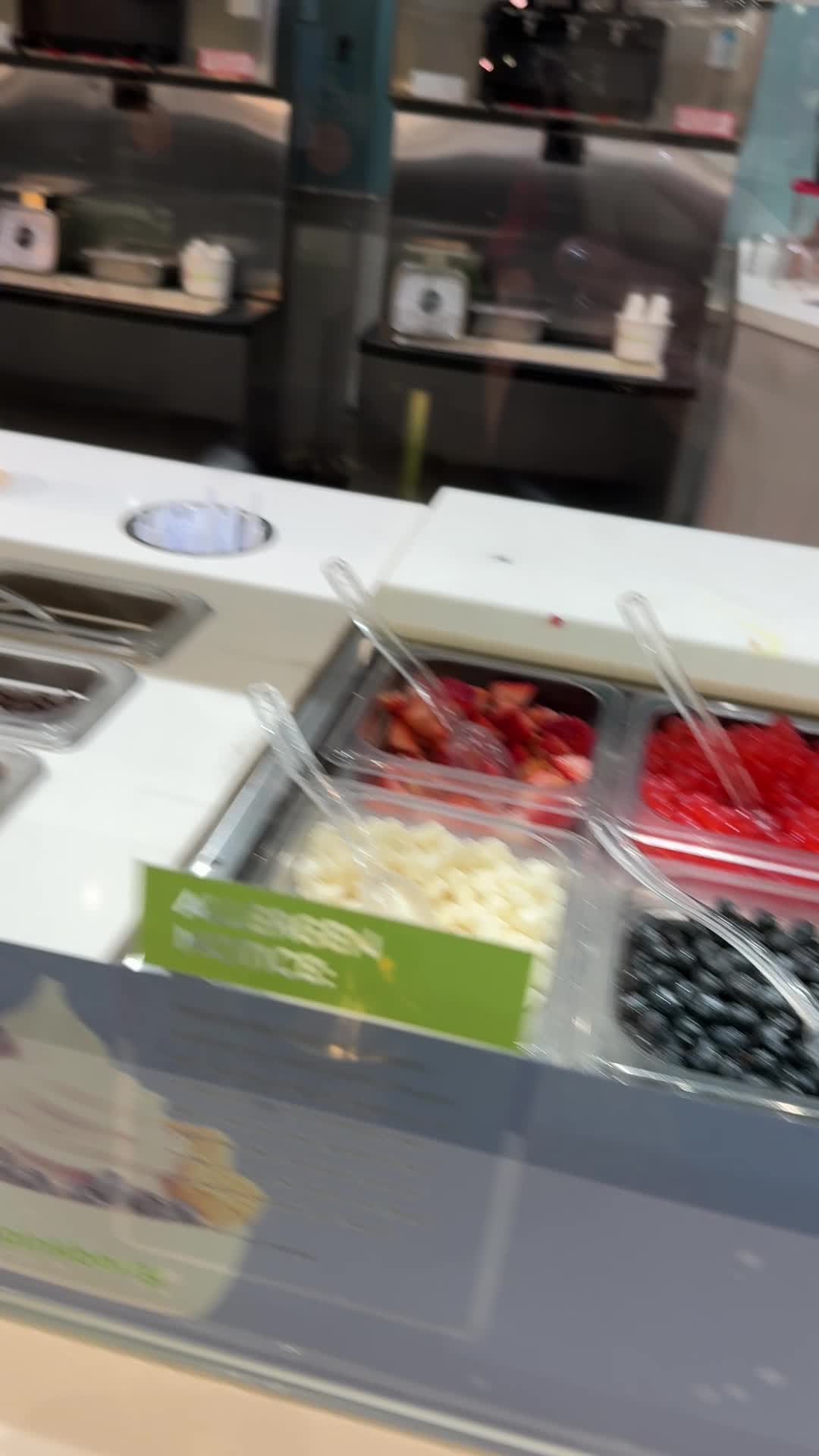 Video review of Pinkberry