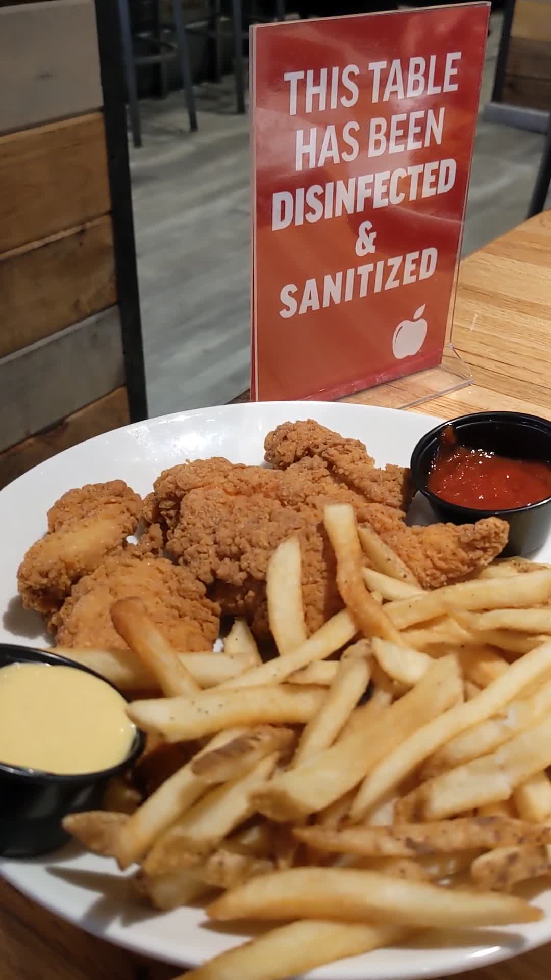 Video review of Applebee's Grill + Bar
