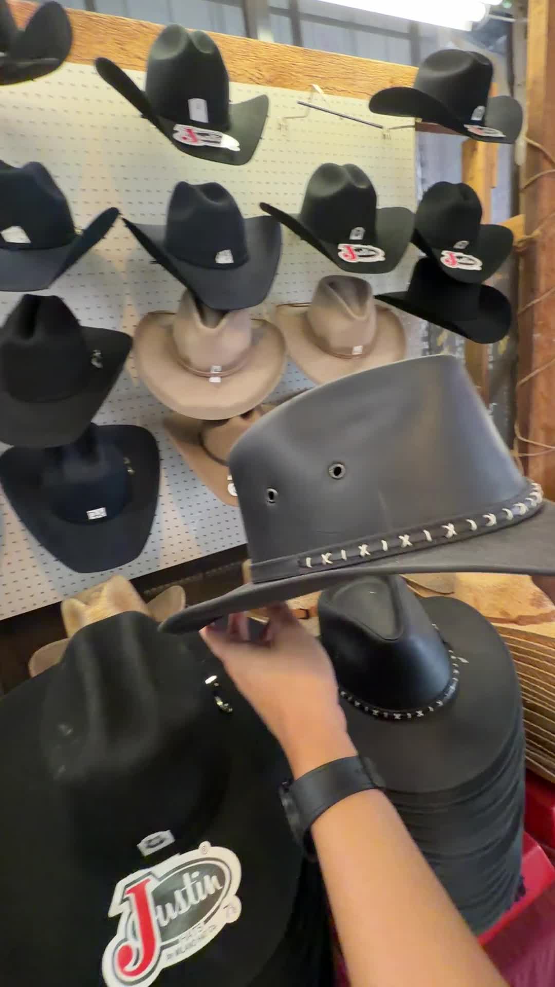 Paris hattera