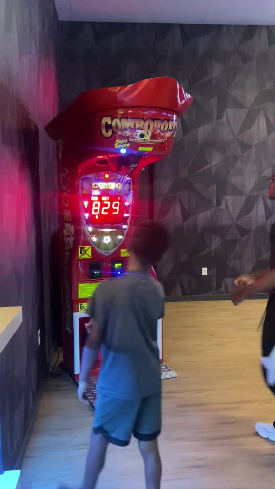 Crush It! Sports Lounge