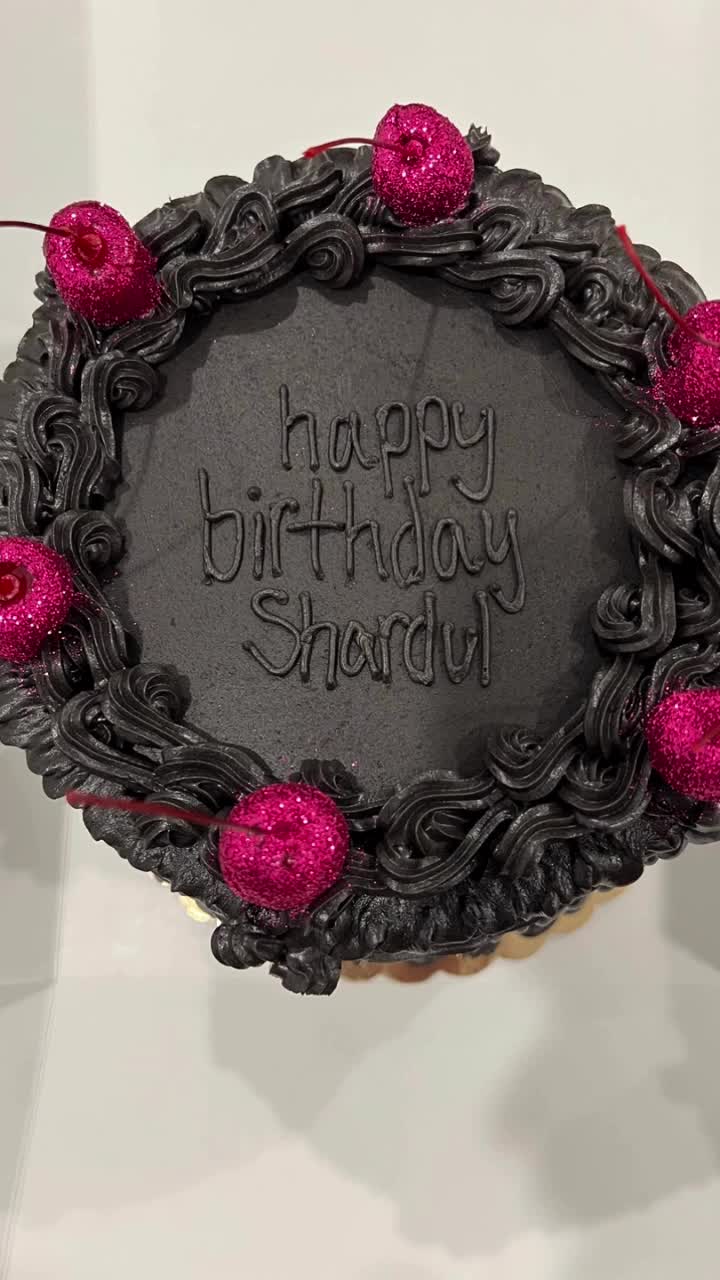 Video review of Whipped Bakeshop