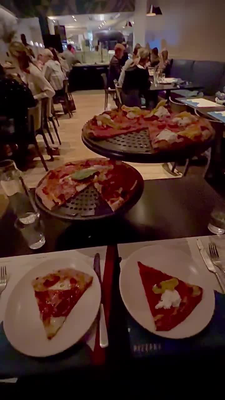 Video review of Pizzana