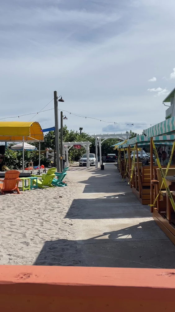 Island Beach Bar and Restaurant