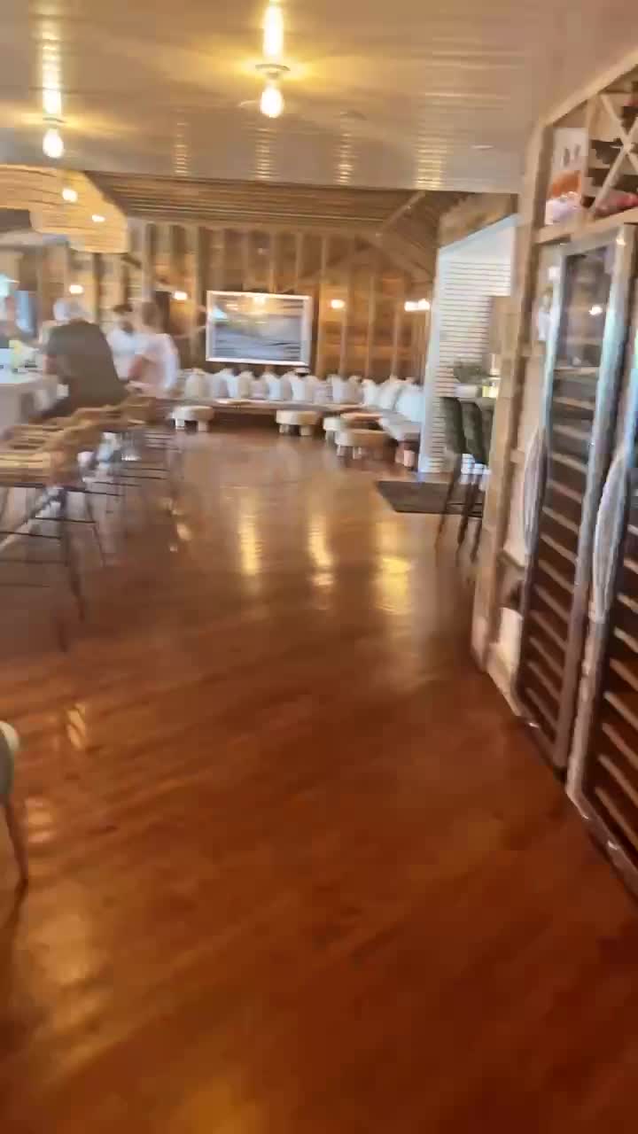 La Fin Kitchen & Lounge