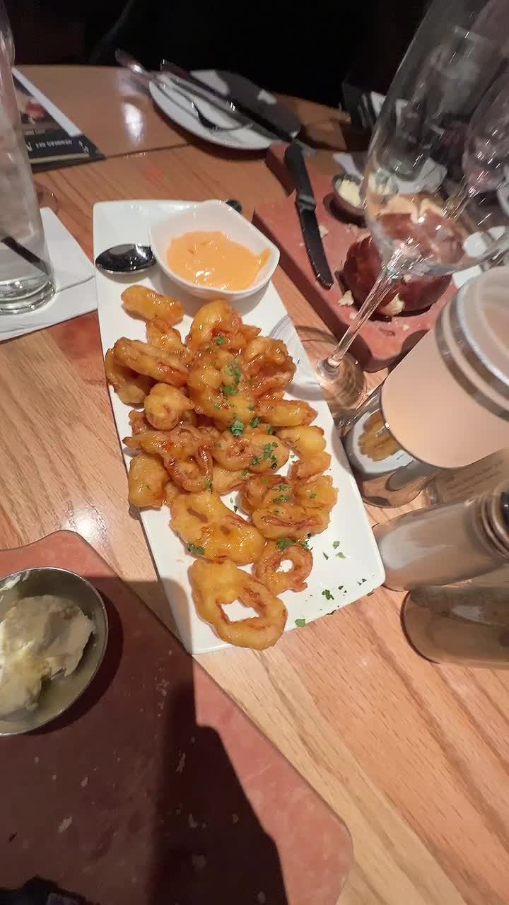 Cooper's Hawk Winery & Restaurant