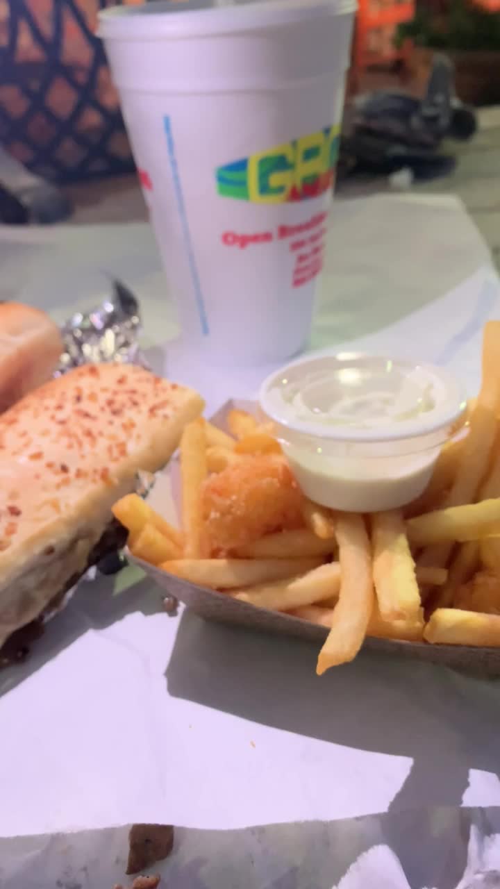 Video review of Angie's Subs At Jax Beach