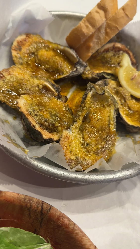 Big EZ Seafood & Oyster