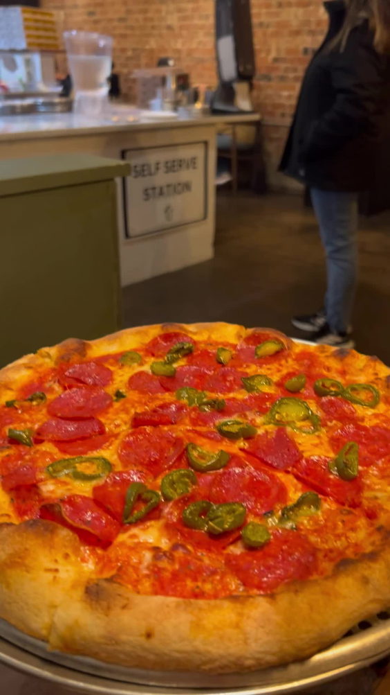 NEONY Pizza Works