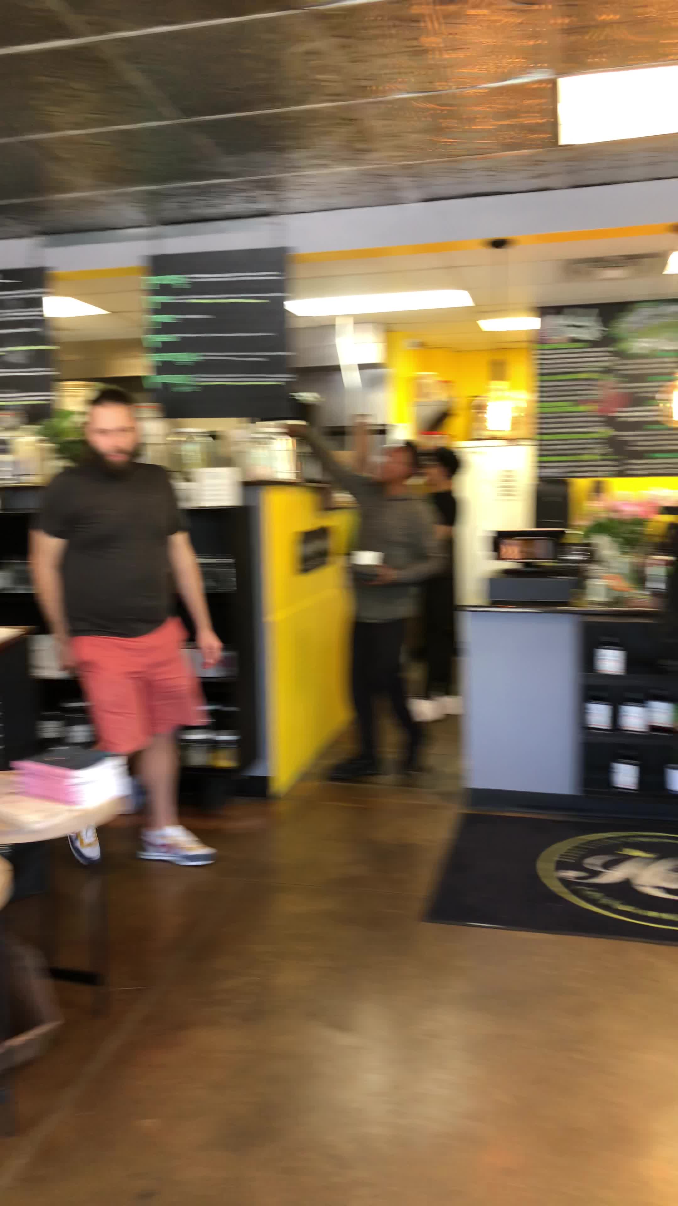 Hue Cafe & Apothecary