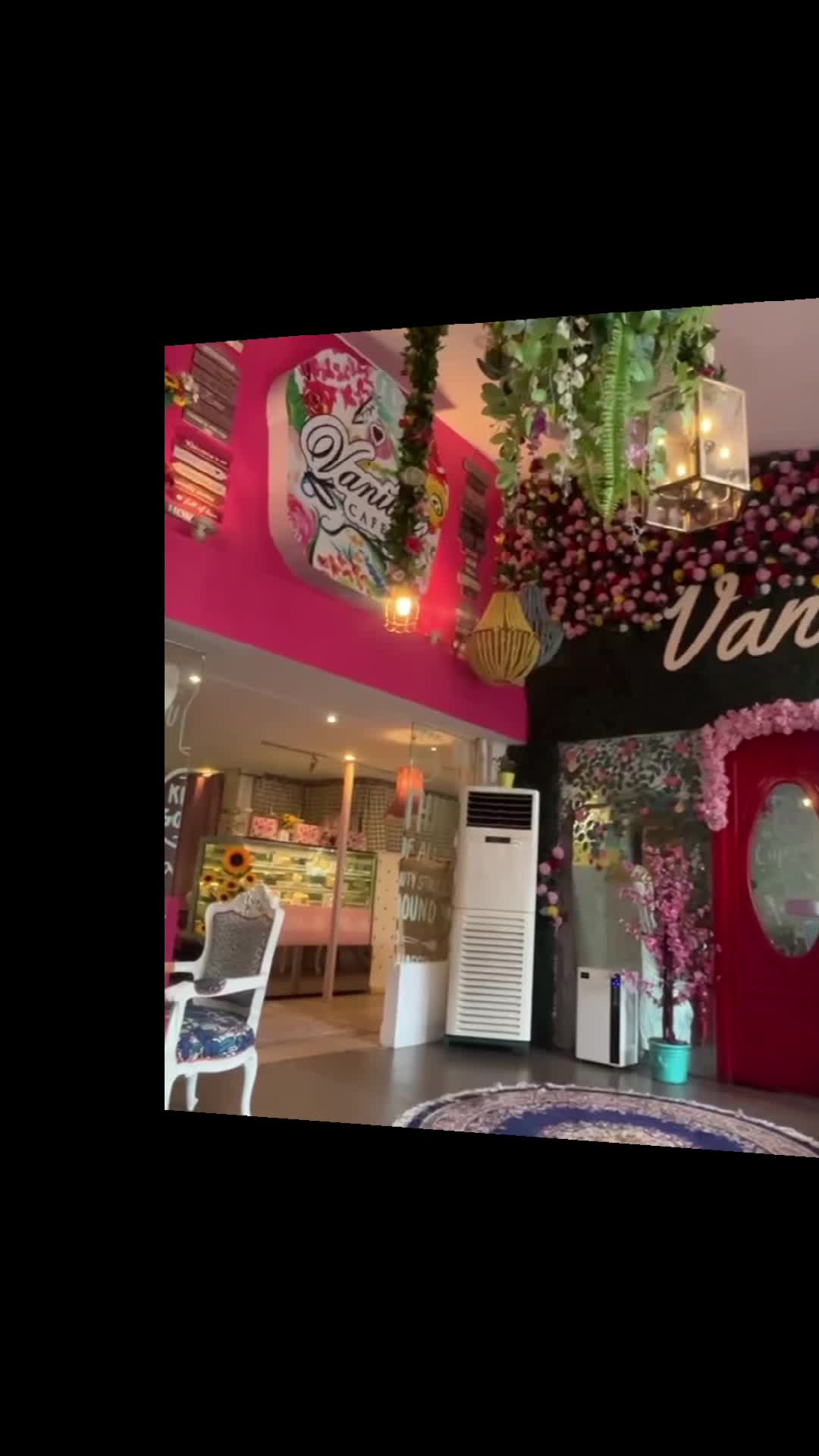 Vanilla Bakery And Cafe
