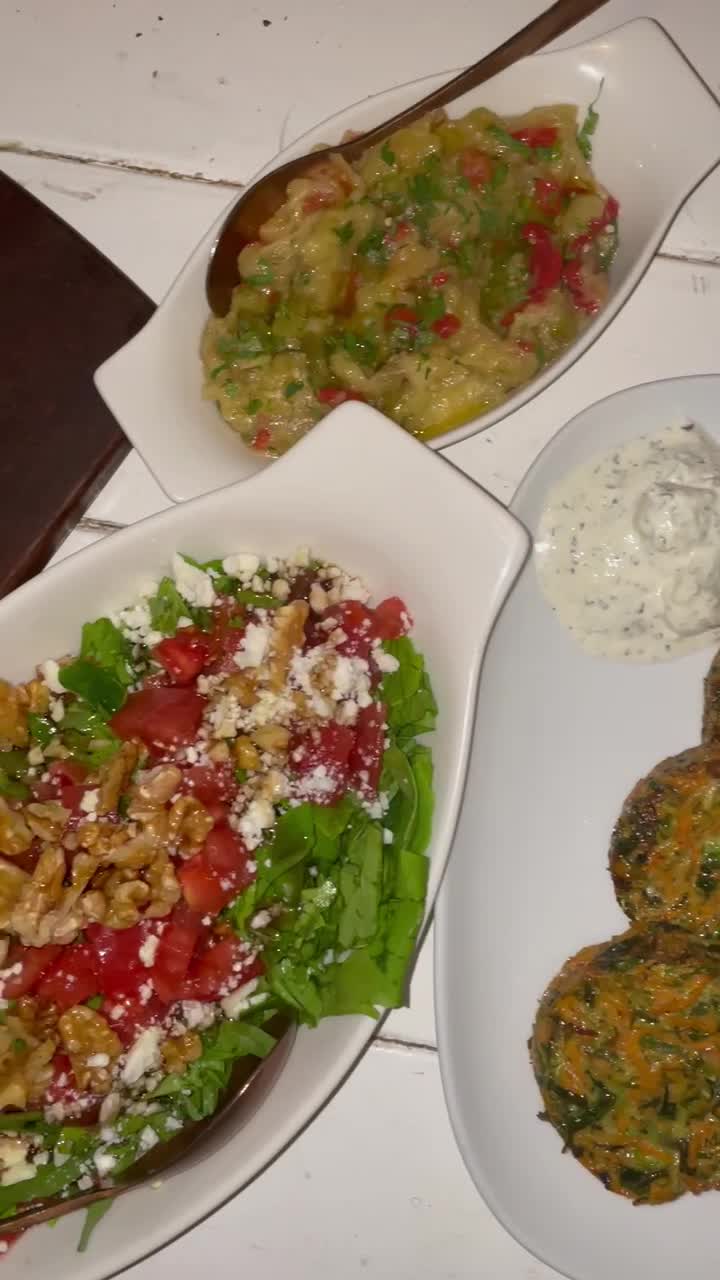 Video review of Fish Beach Taverna