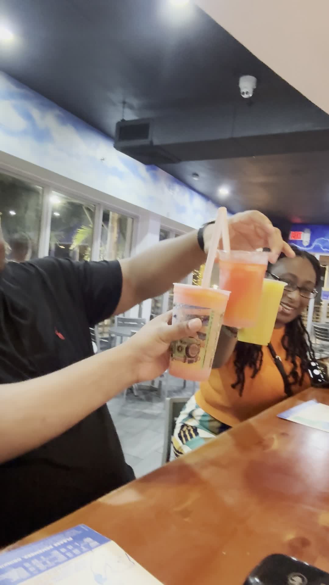 Video review of Wet Willie's