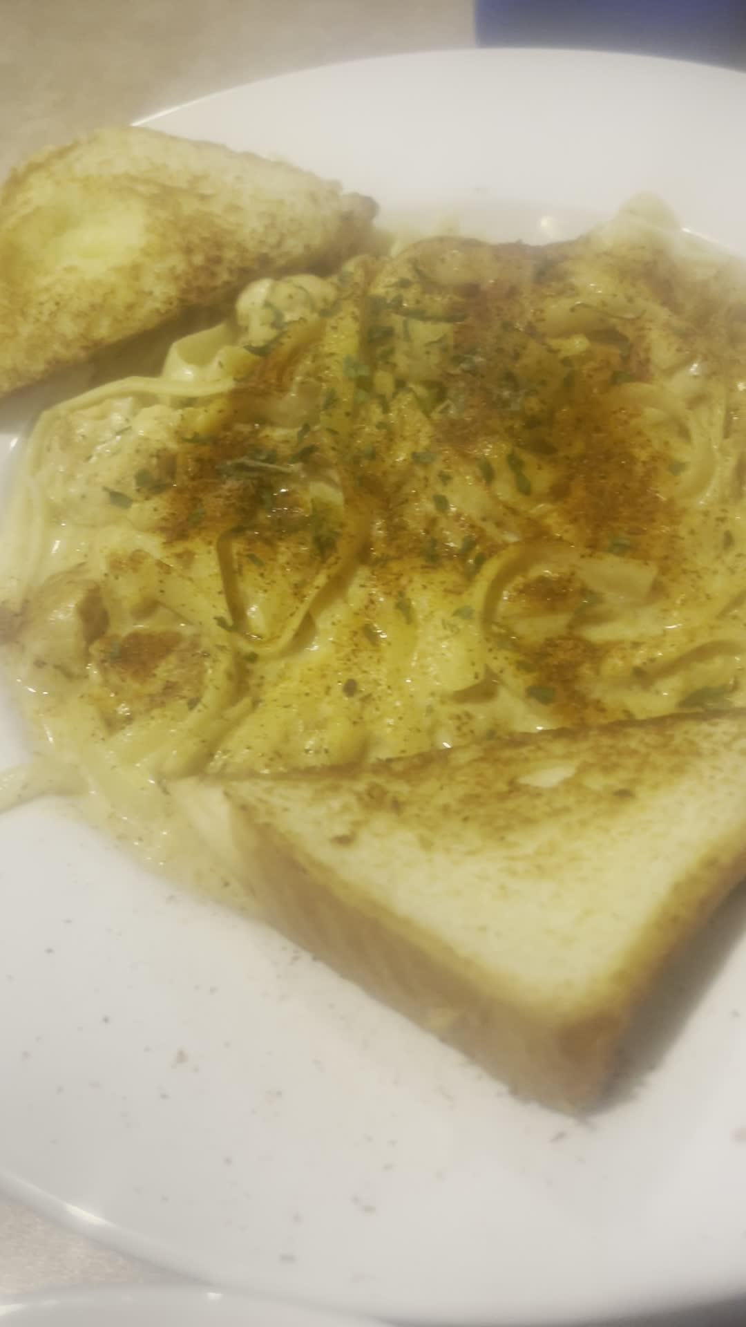 Boudreaux's Bar And Grill