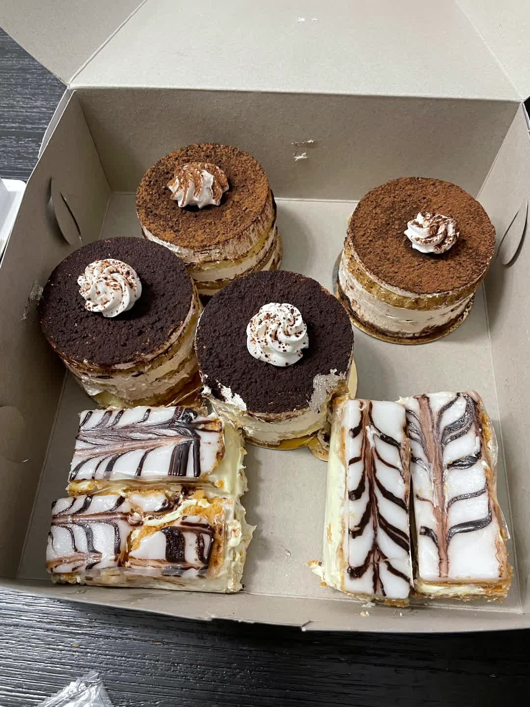 Francesco's Bakery