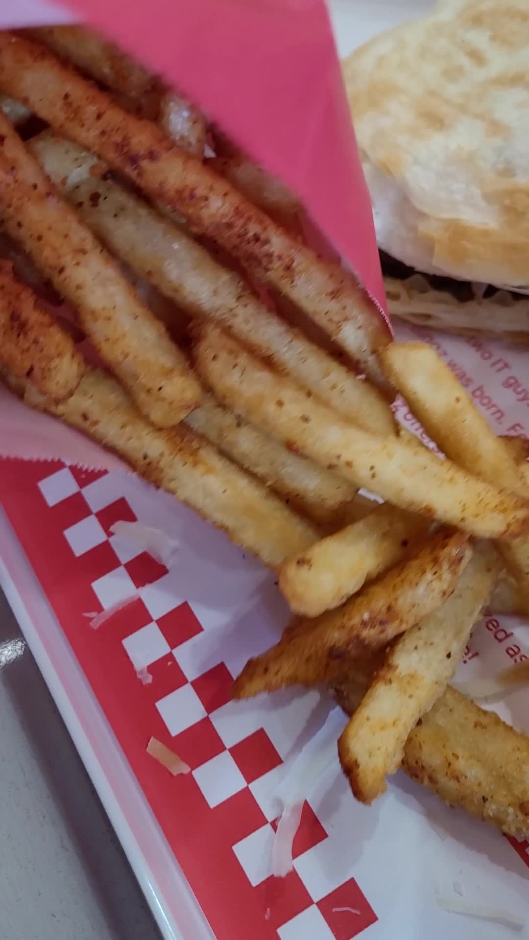 Bingz Crispy Burger 西少爷肉夹馍