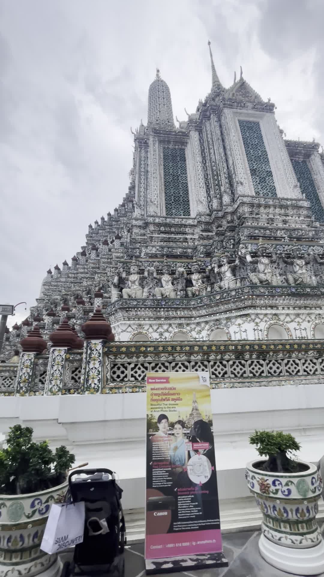 Video review of Wat Arun Prang (พระปรางค์วัดอรุณฯ)
