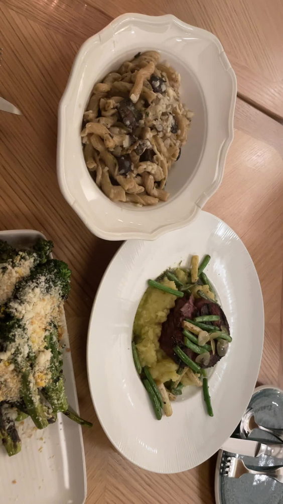 Francine Restaurant