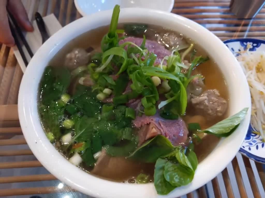 Nam Vietnamese Restaurant