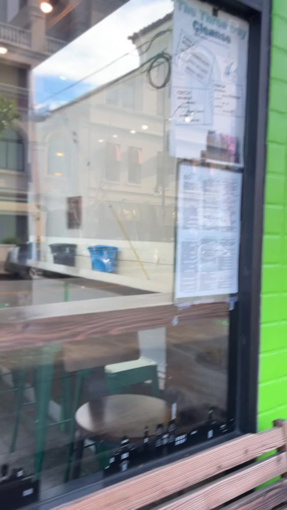Deja Vu Organic Juice Bar