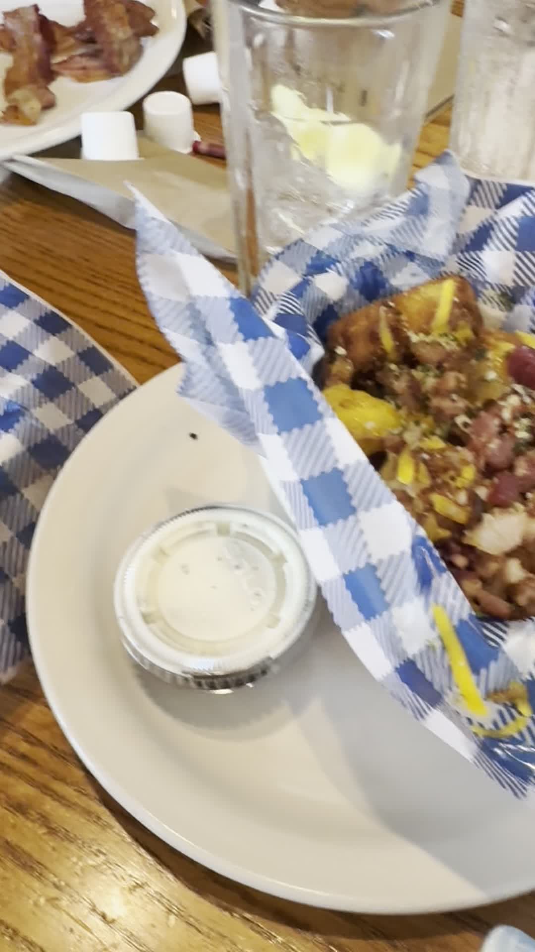 Video review of Cracker Barrel