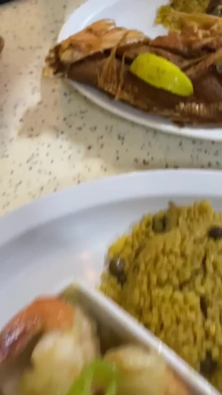 Video review of El Jibarito