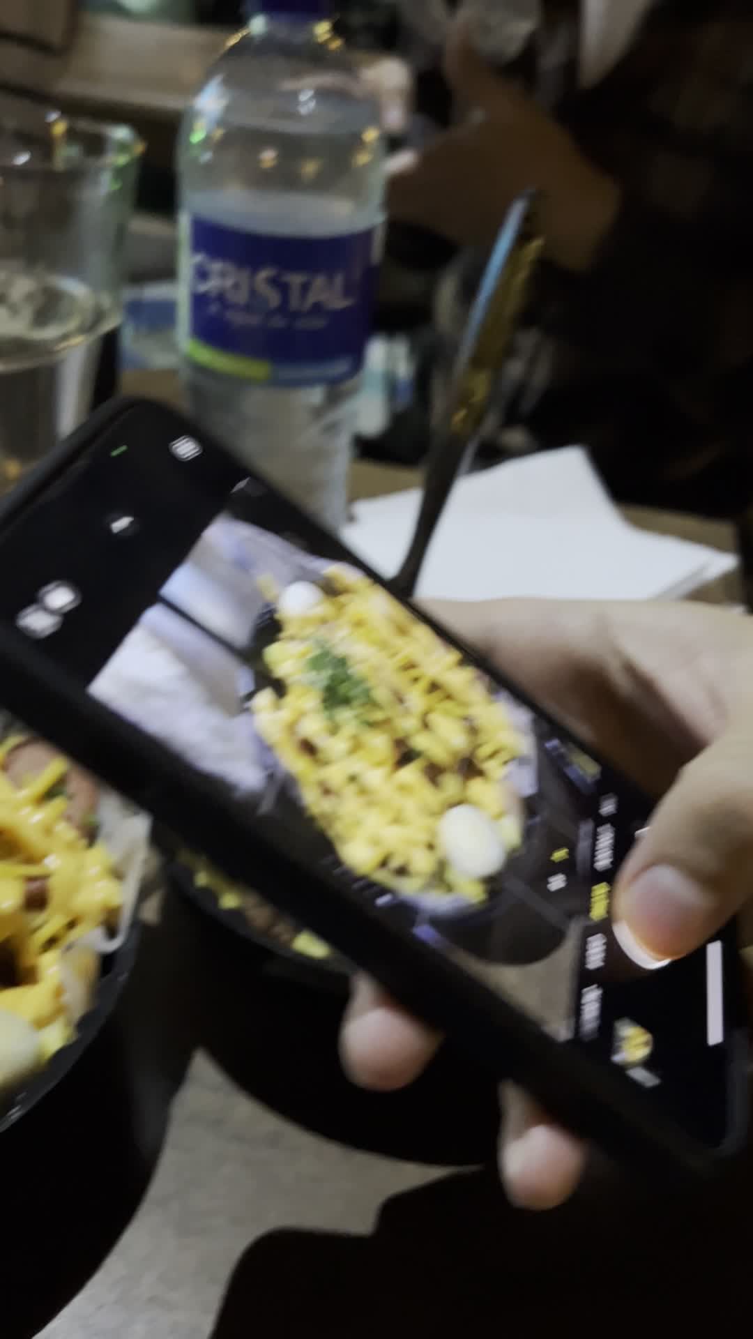 Video review of Mercado del Río