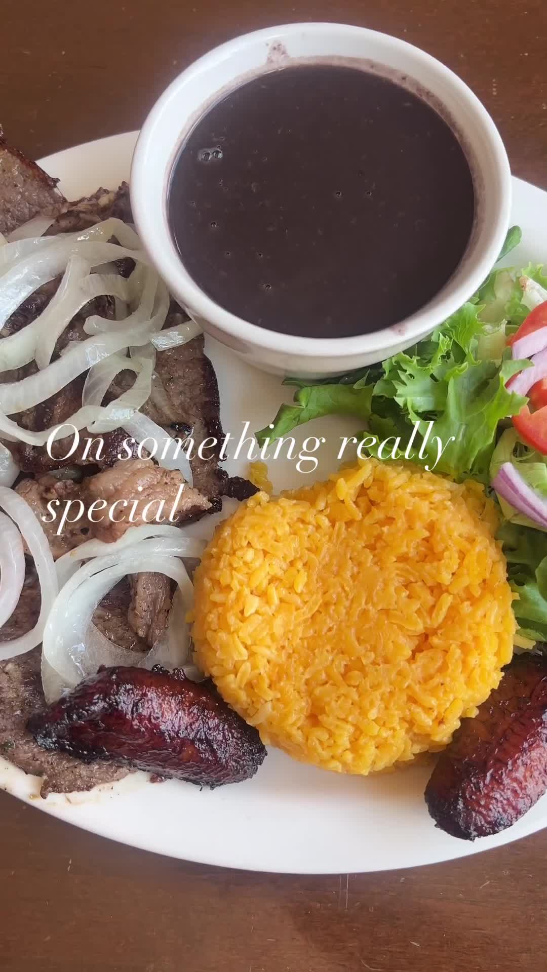 Video review of Papi's Cuban & Caribbean Grill