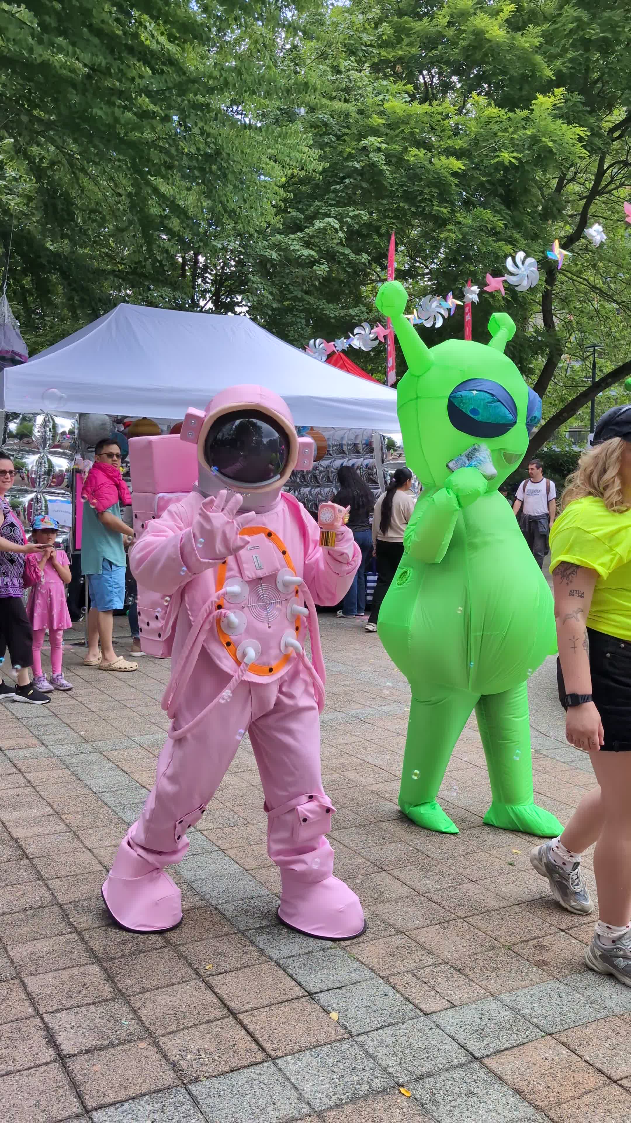 Video review of Metropolis at Metrotown