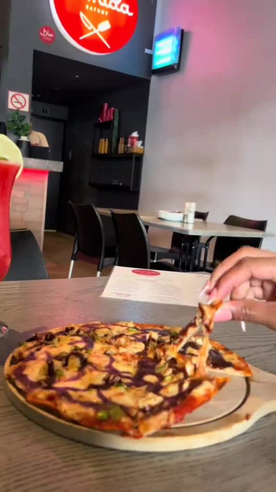 Comida Eatery