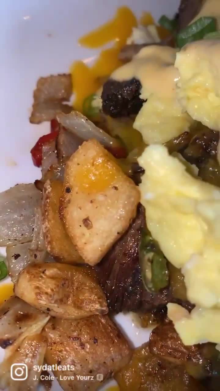 HOBNOB Neighborhood Tavern