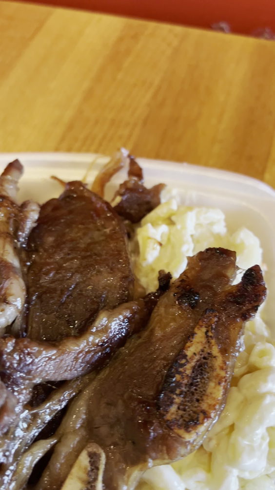 L&L Hawaiian Barbecue