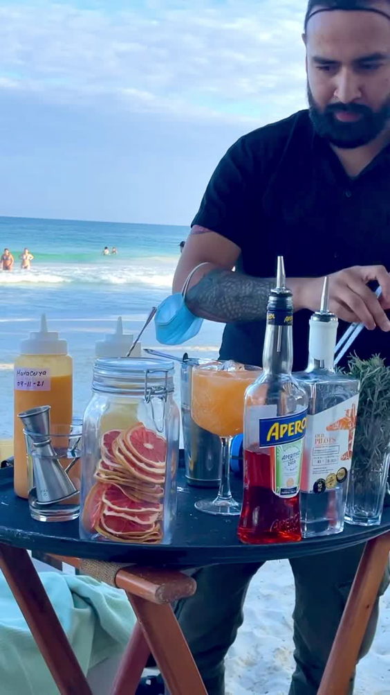 Mia Restaurant & Beach Club