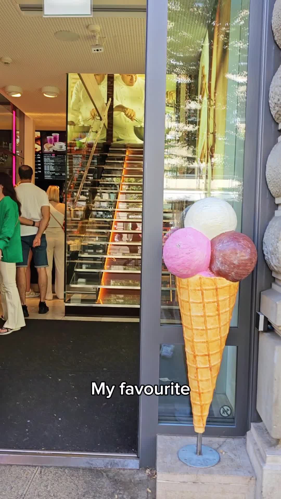 Video review of Lindt Chocolate Shop