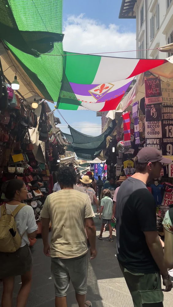 Florence Leather Market