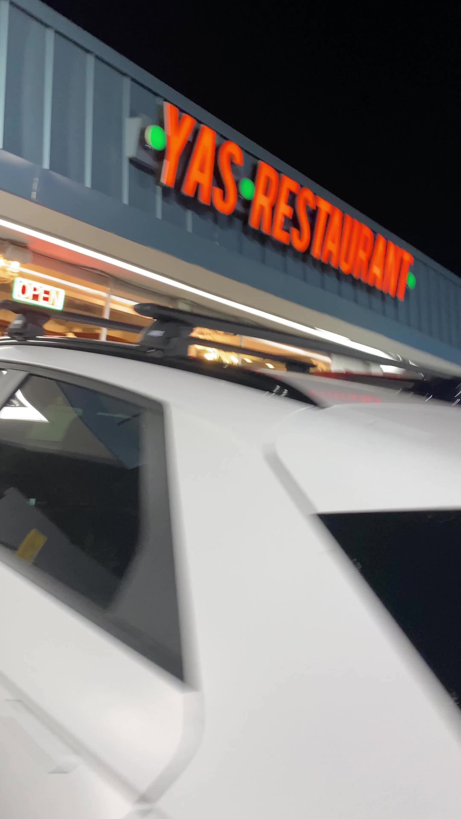 Video review of Yas Restaurant